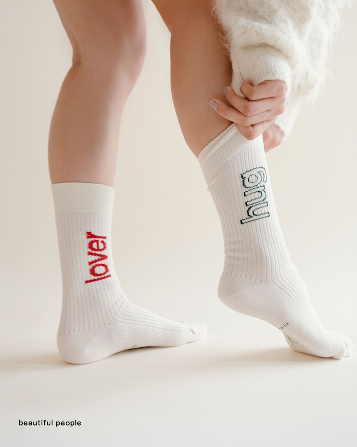 beautiful people(ビューティフルピープル) ロゴ入り リブ ソックス “feels ﾍﾞﾀ文字 / 抜き文字 socks”片足用f030511945-6