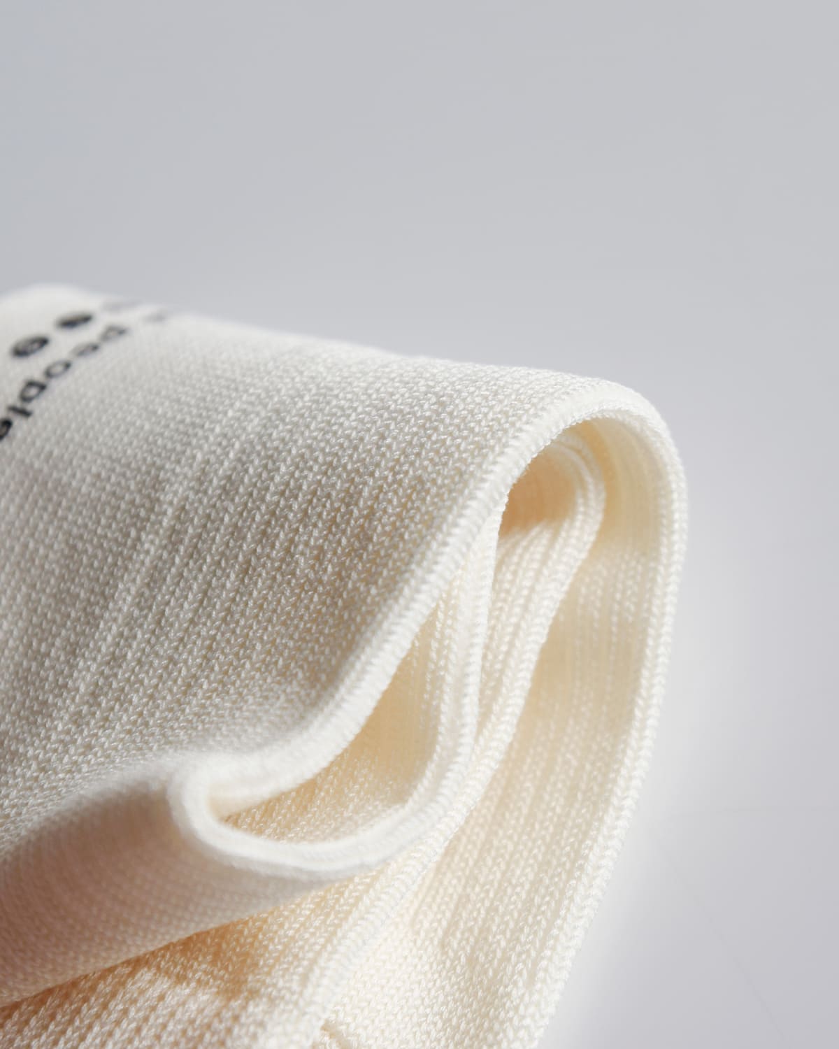 beautiful people(ビューティフルピープル) ロゴ入りリブソックス片足用 “feels ﾍﾞﾀ文字 / 抜き文字 socks” f030511945-6