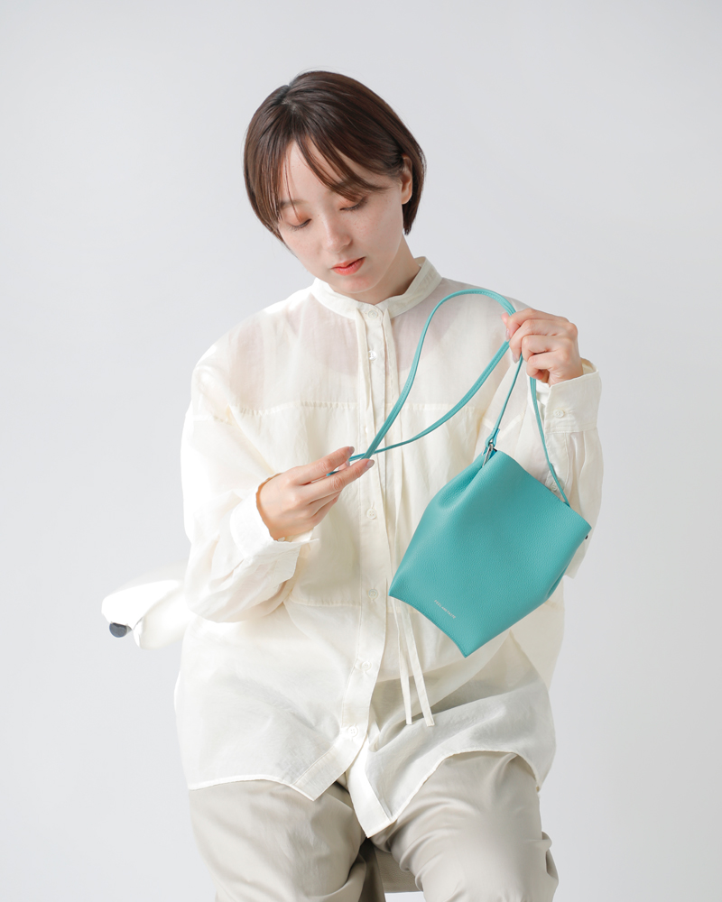 FEEL AND TASTEレザー サイドタック ショルダーバッグ “Plie S” f211f111