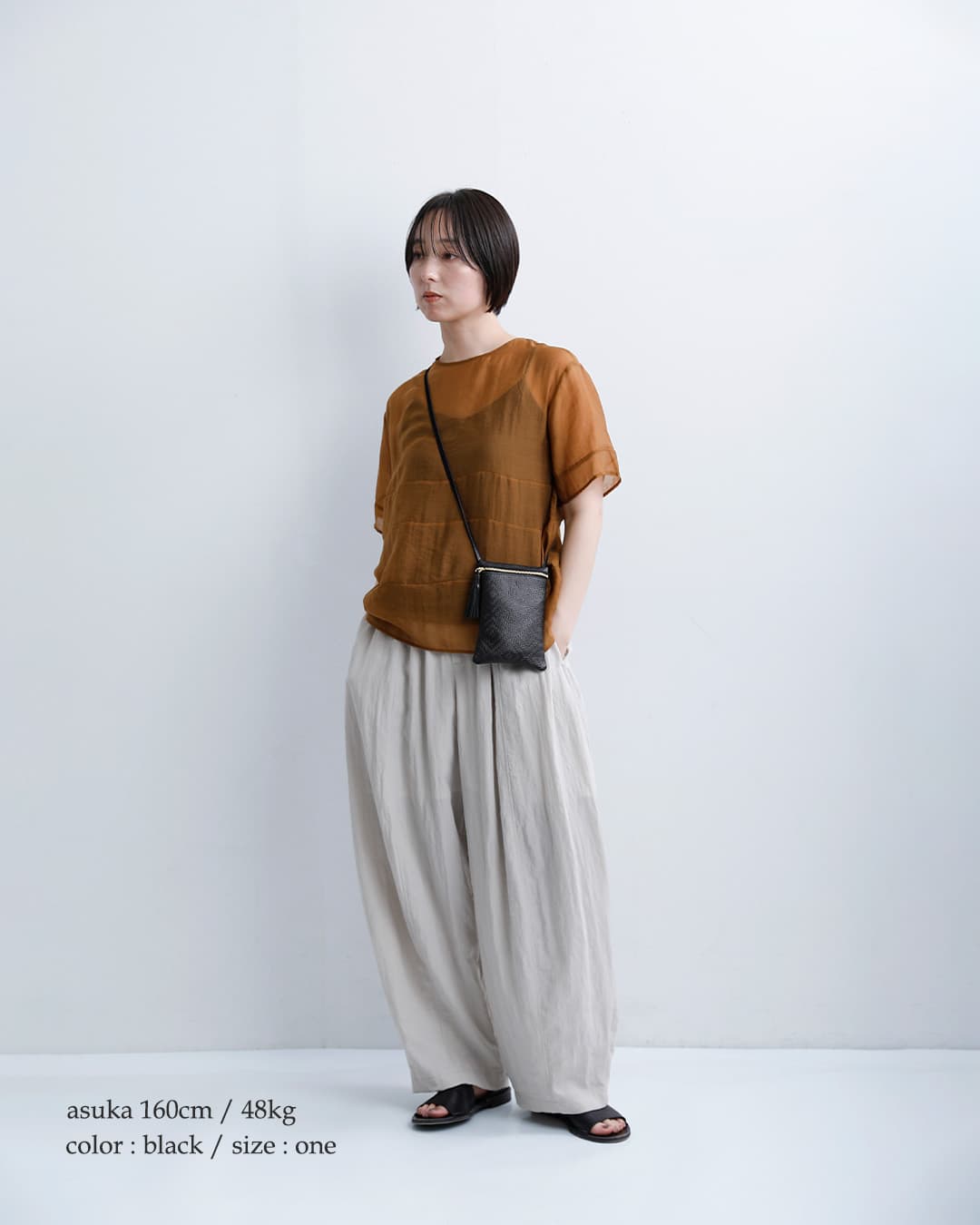 FEU DUN PHAREカウレザー 型押し ショルダー ポーチ f52344-38