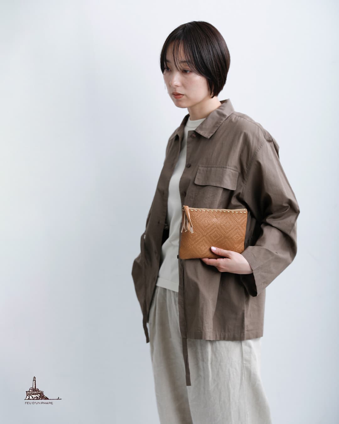 FEU DUN PHAREカウレザー 型押し ポーチ 大 f54148-38