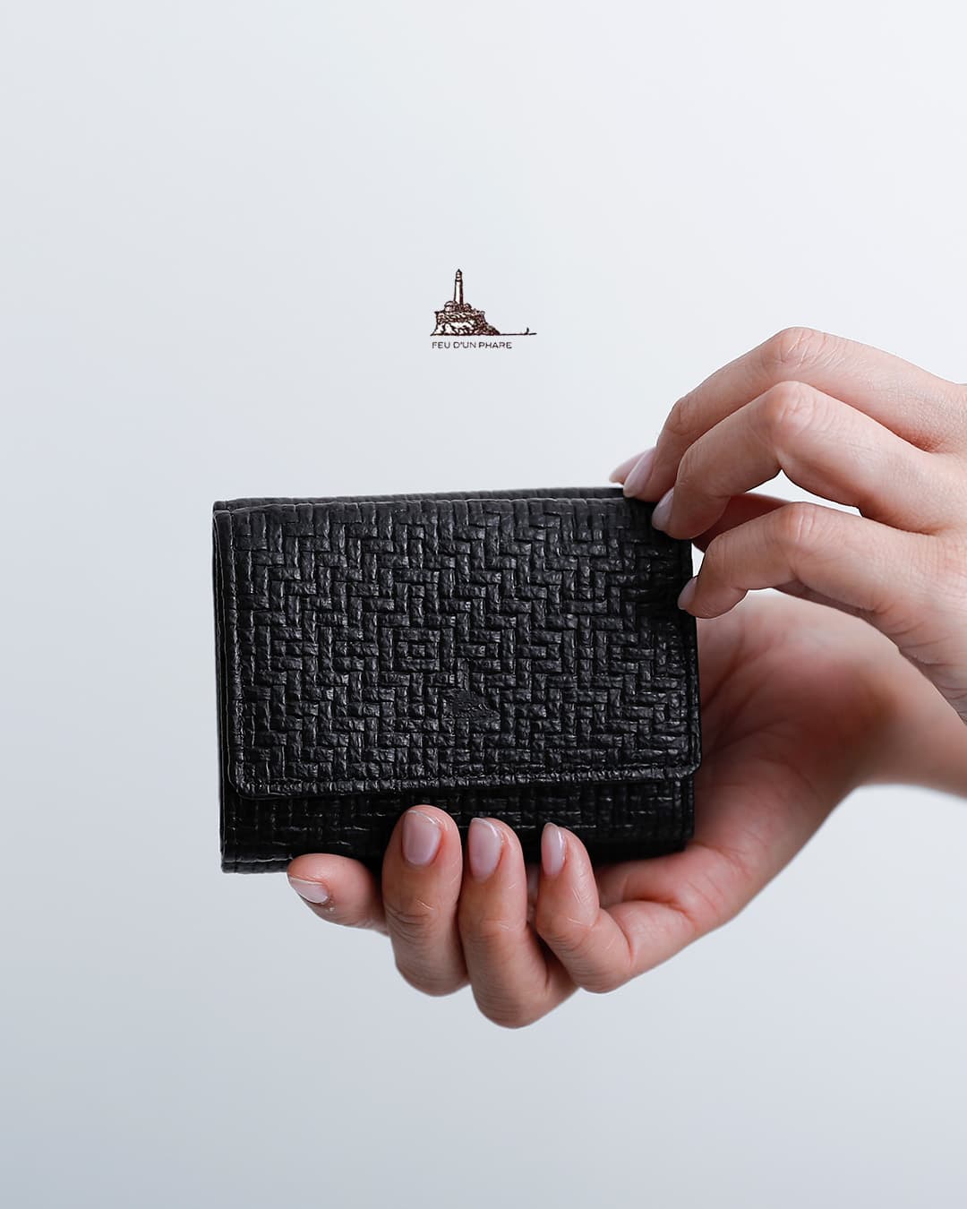 FEU DUN PHAREカウレザー 型押し 三つ折り ウォレット f54158-38