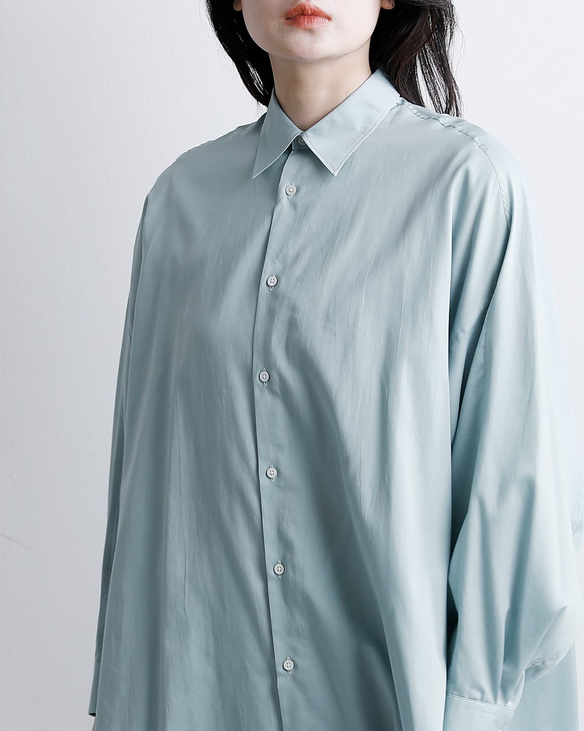 graphpaper�V���R�� �|�v���� �f�B�[�v�X���b�g ���M�����[�J���[ �V���c �gSilicon Poplin Deep Slit Regular Collar Shirt�h gl261-50183