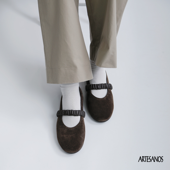 ARTESANOS(アルテサノス)カウスエードレザーベルトバレエシューズgu5-675-af