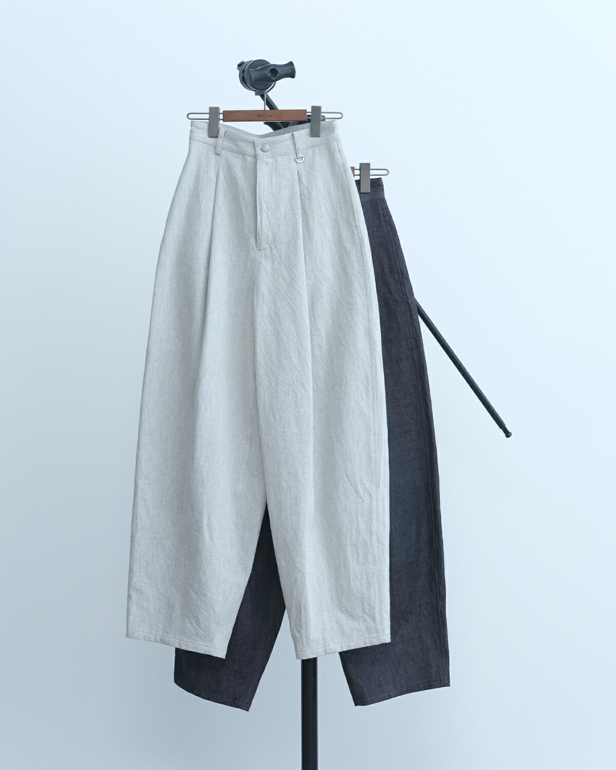 Hella(ヘラ)スノーデニムコクーンパンツSNOWDENIMPANTS h261-32