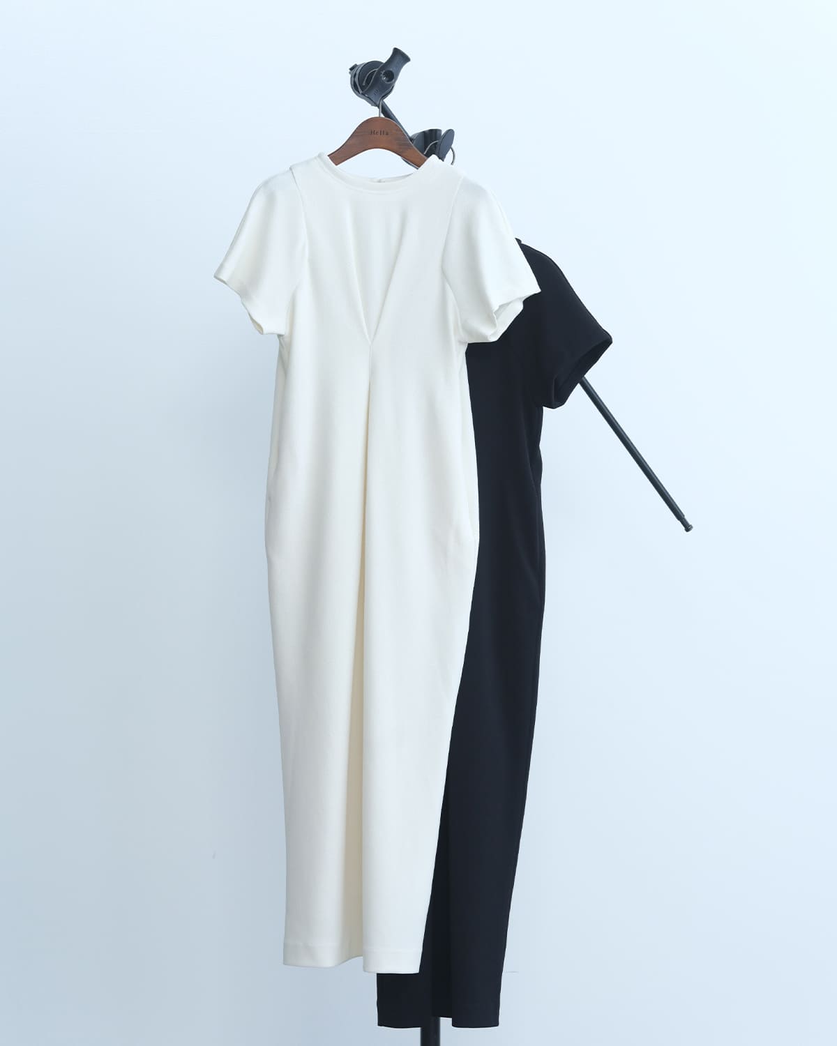 Hella(ヘラ)フロントタックコクーンドレスFRONTTUCKCOCOONDRESS h261-45