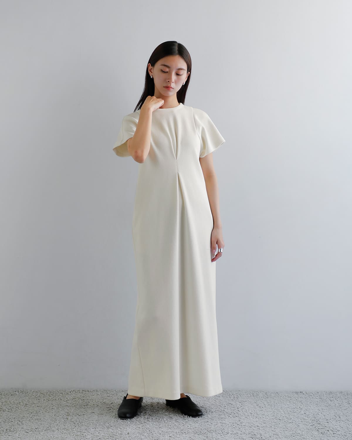 Hella(ヘラ)フロントタックコクーンドレスFRONTTUCKCOCOONDRESS h261-45