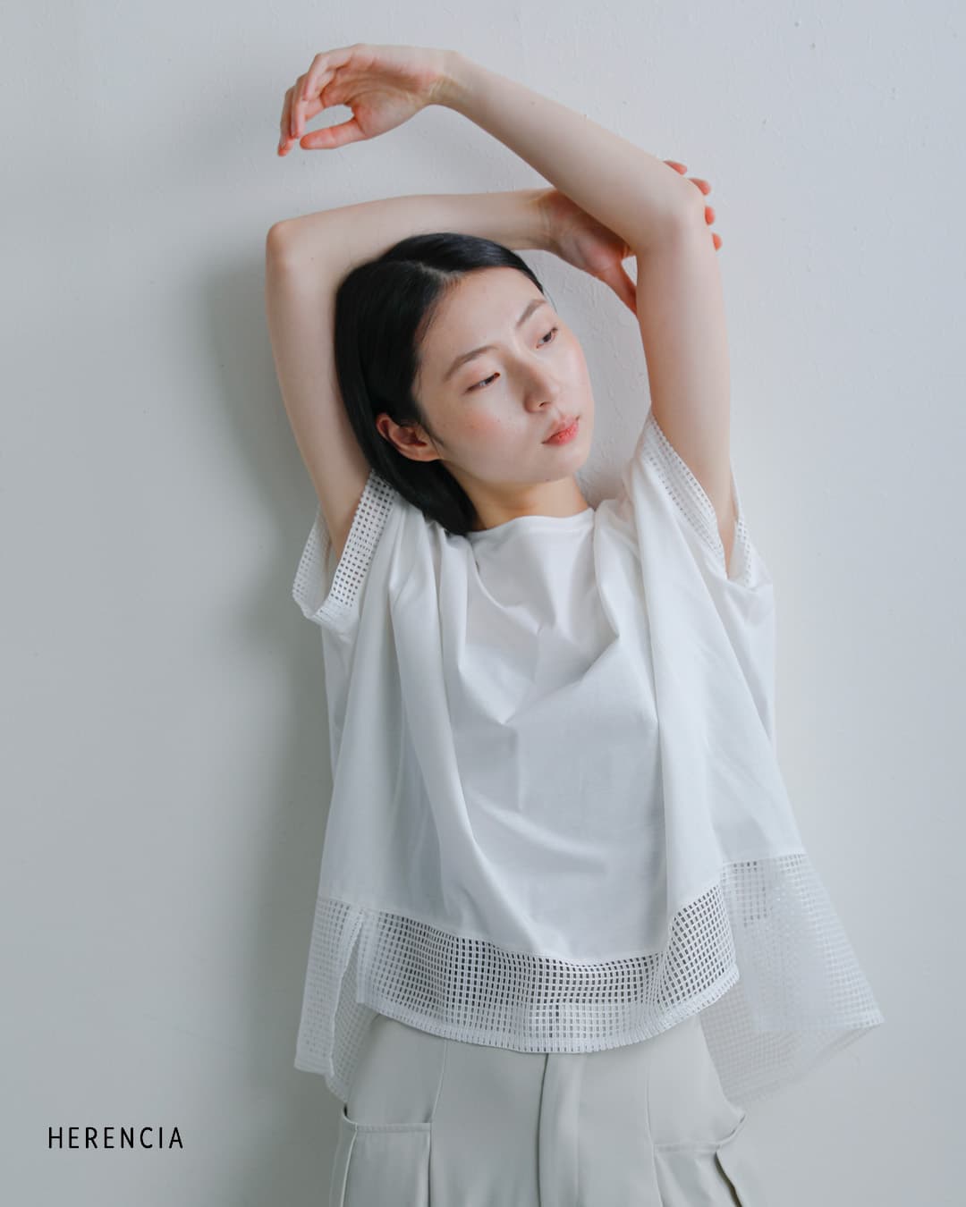 HERENCIA(ヘレンチア)コットン 異素材 裾切り替え クルーネック カットソー