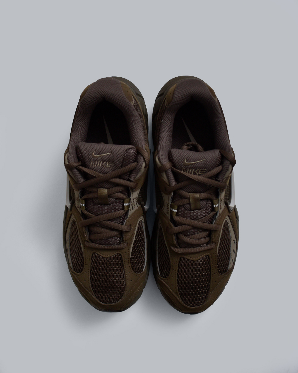 NIKEV5 RNR スニーカー ii6292