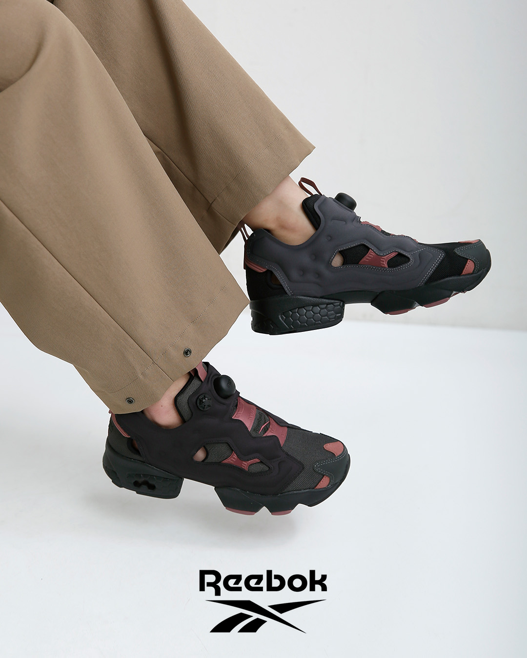 Reebokインスタポンプフューリー スニーカー INSTAPUMP FURY94 insta-f-94-same3