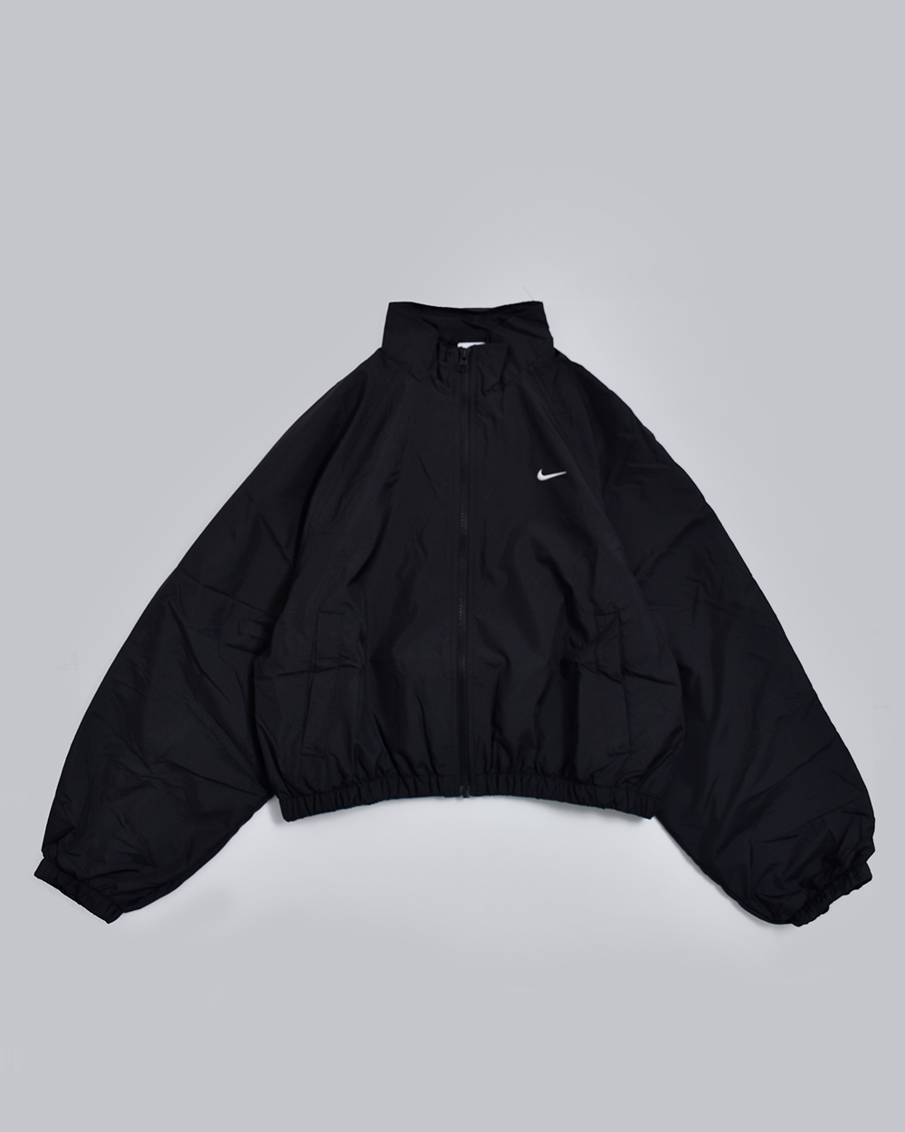 NIKEウィメンズ クラシック UV トラックジャケット io1474