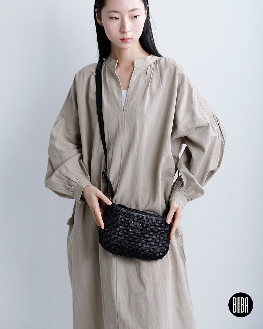 BIBAウォッシュド カウレザー ハンドブレイド ミニバッグ “KANSAS” ka9