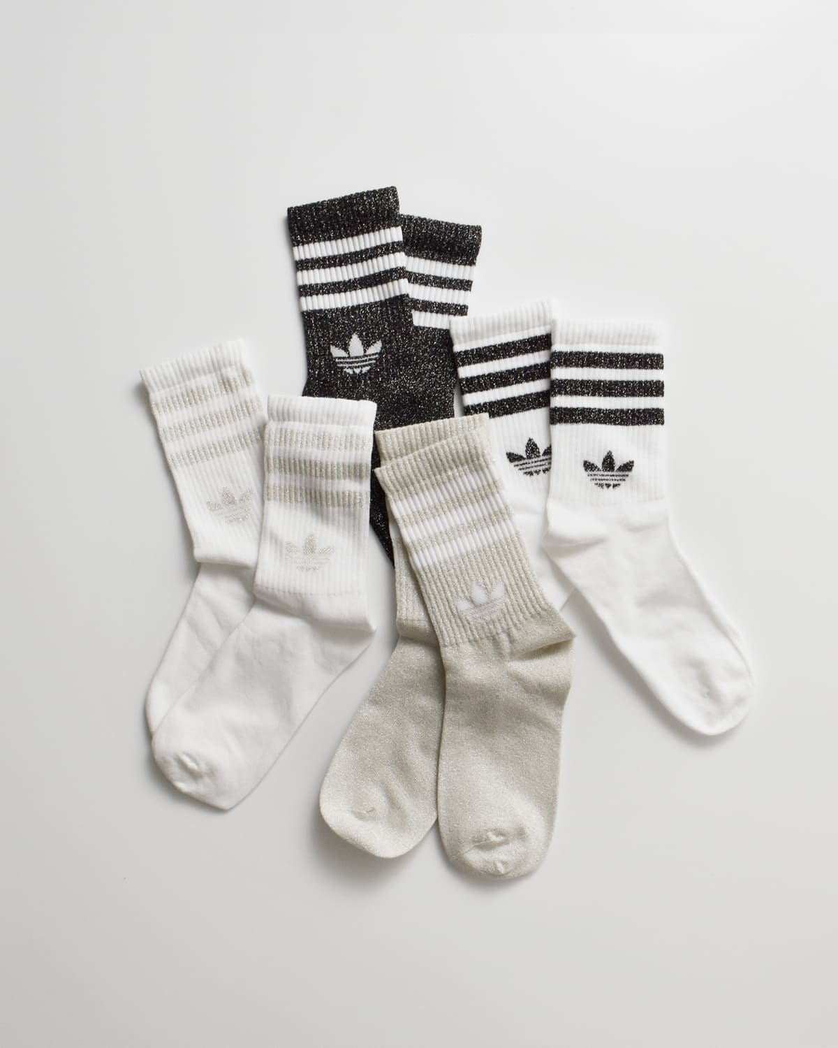 adidas Originals(アディダス オリジナルス)3ストライプスラメクルーソックス2足セット3STRIPESGLITTERCREWSOCKS2PAIRS ka985