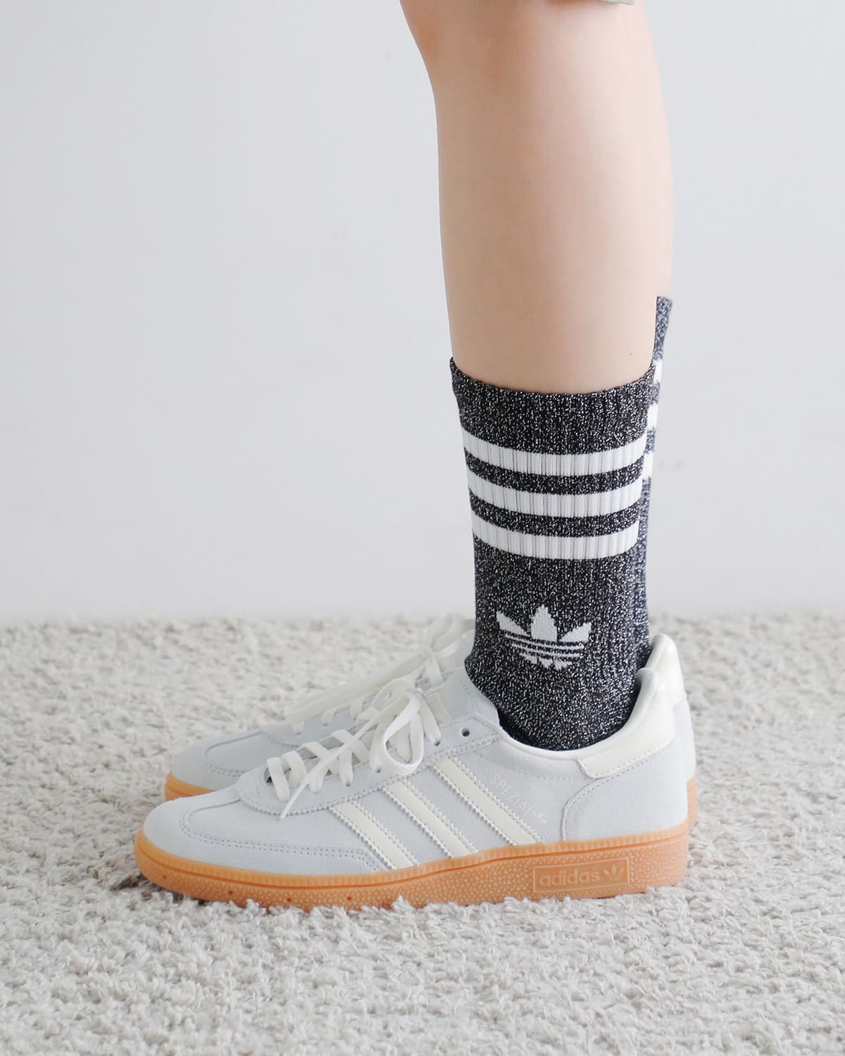 adidas Originals(アディダス オリジナルス)3ストライプスラメクルーソックス2足セット3STRIPESGLITTERCREWSOCKS2PAIRS ka985