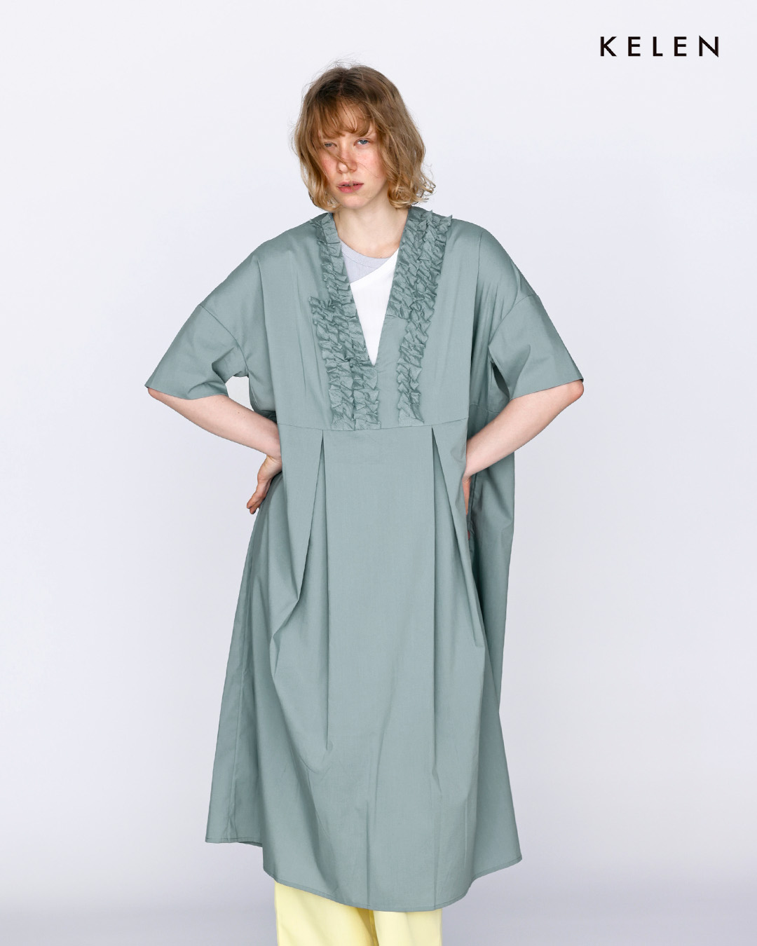 kelen(ケレン)フリルデザイン Vネック ワンピース “RIFFEW” lkl25sop2104