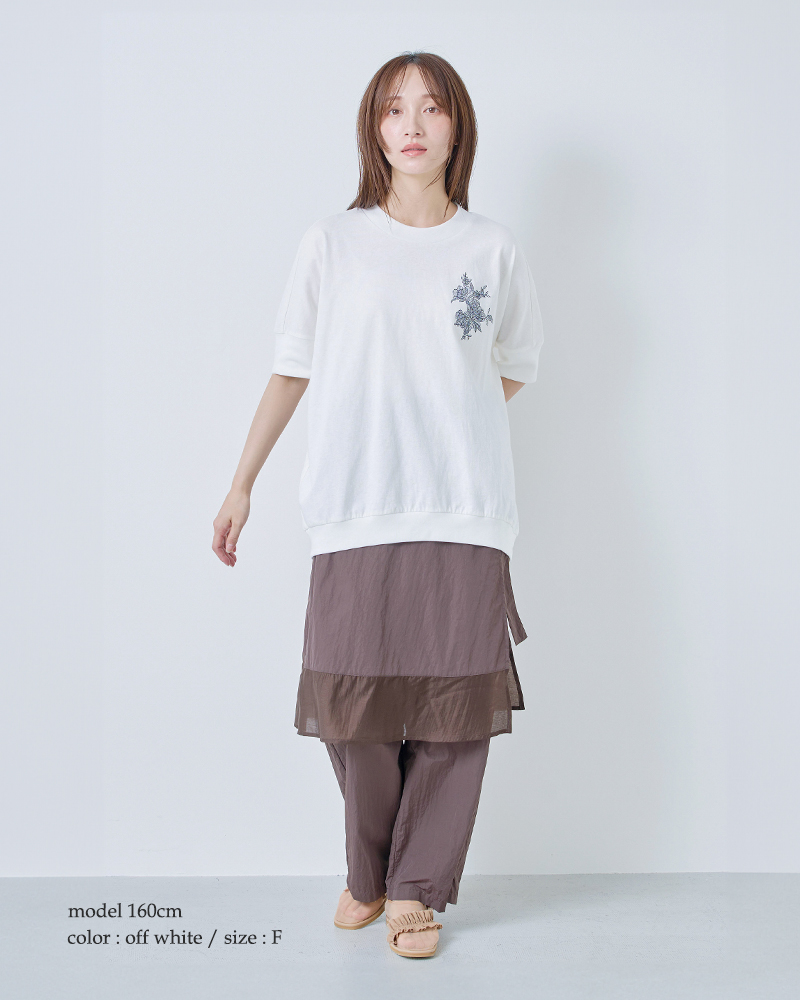 kelen(ケレン)コットンジャージーフラワーモチーフ刺繍デザイントップス“GIA”lkl26hcs2021