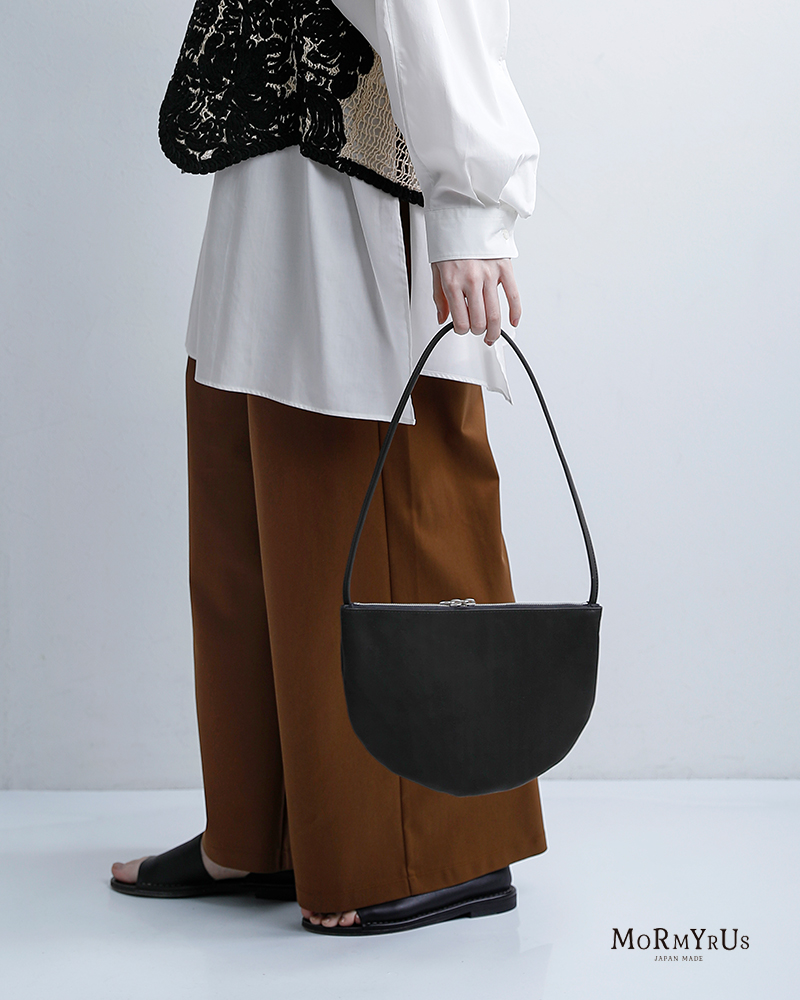 mormyrusレザー ショルダーバッグ m-178