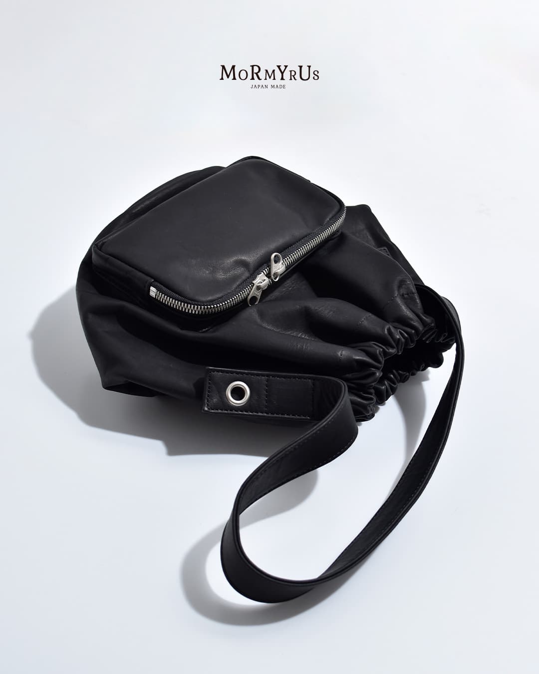 mormyrusレザー ジップポケット ショルダー バッグ m170