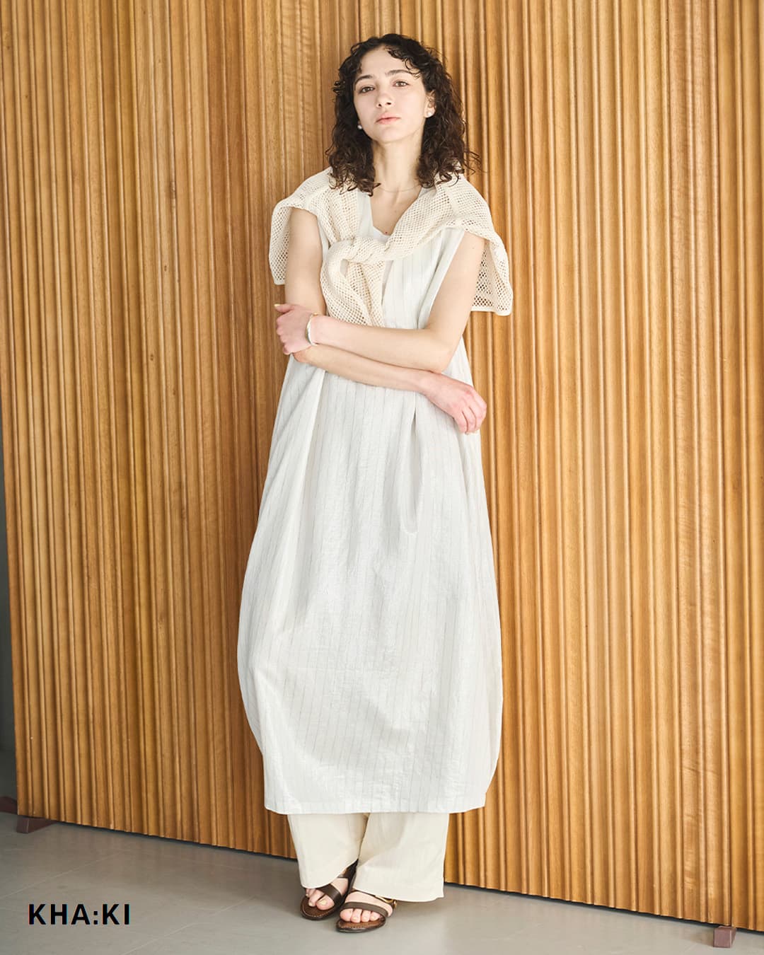 kha:kiフォイル プリント ストライプ Vネック ドレス FOIL PRINT STRIPE DRESS mil26sop3107
