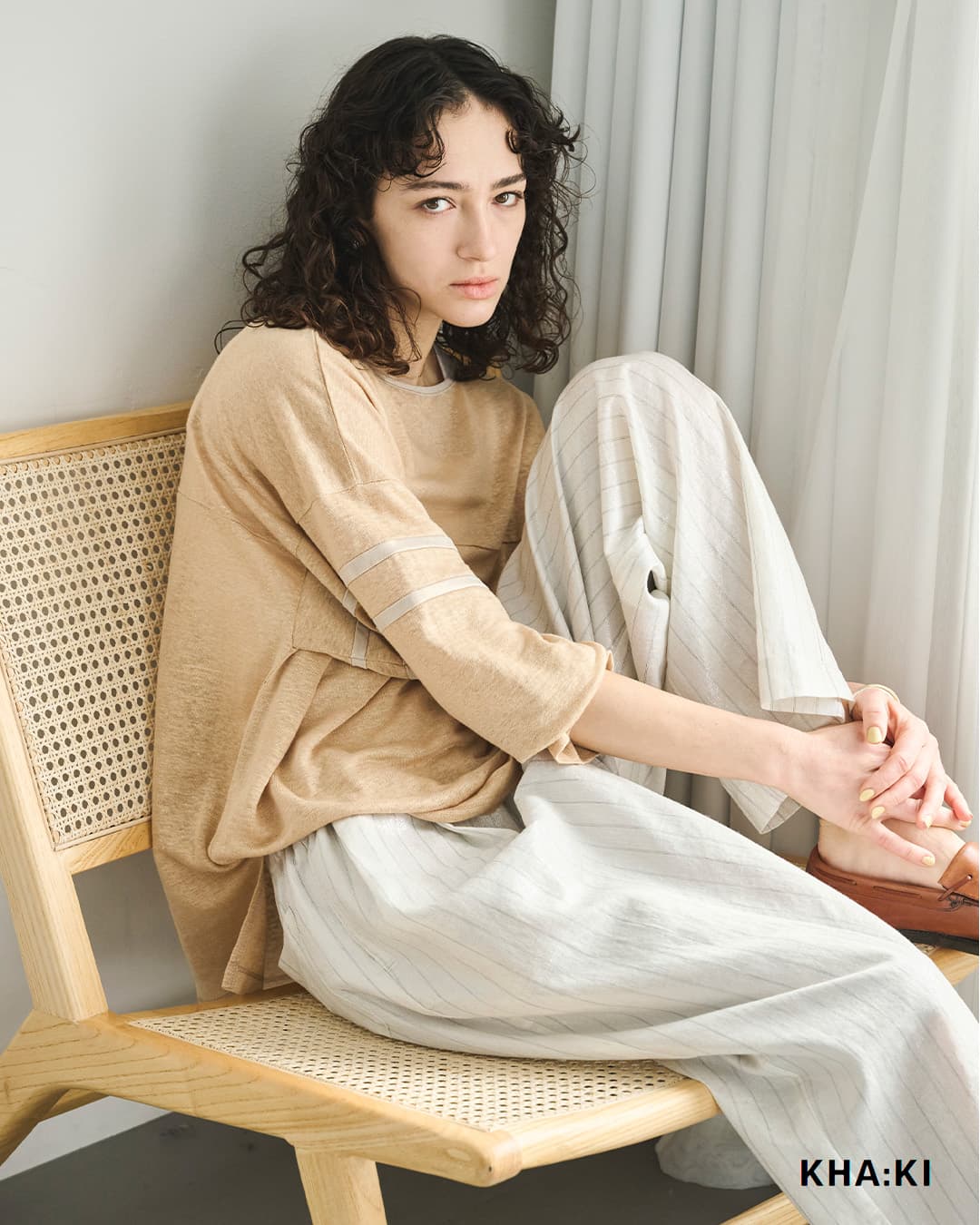 kha:kiフォイル プリント 2タック イージー パンツ FOIL PRINT 2TUCK EASY PANTS mil26spt3257