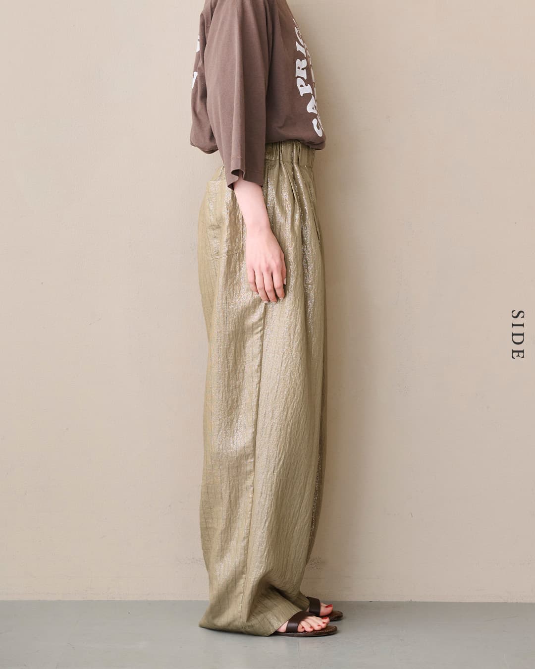 kha:kiフォイル プリント 2タック イージー パンツ FOIL PRINT 2TUCK EASY PANTS mil26spt3257