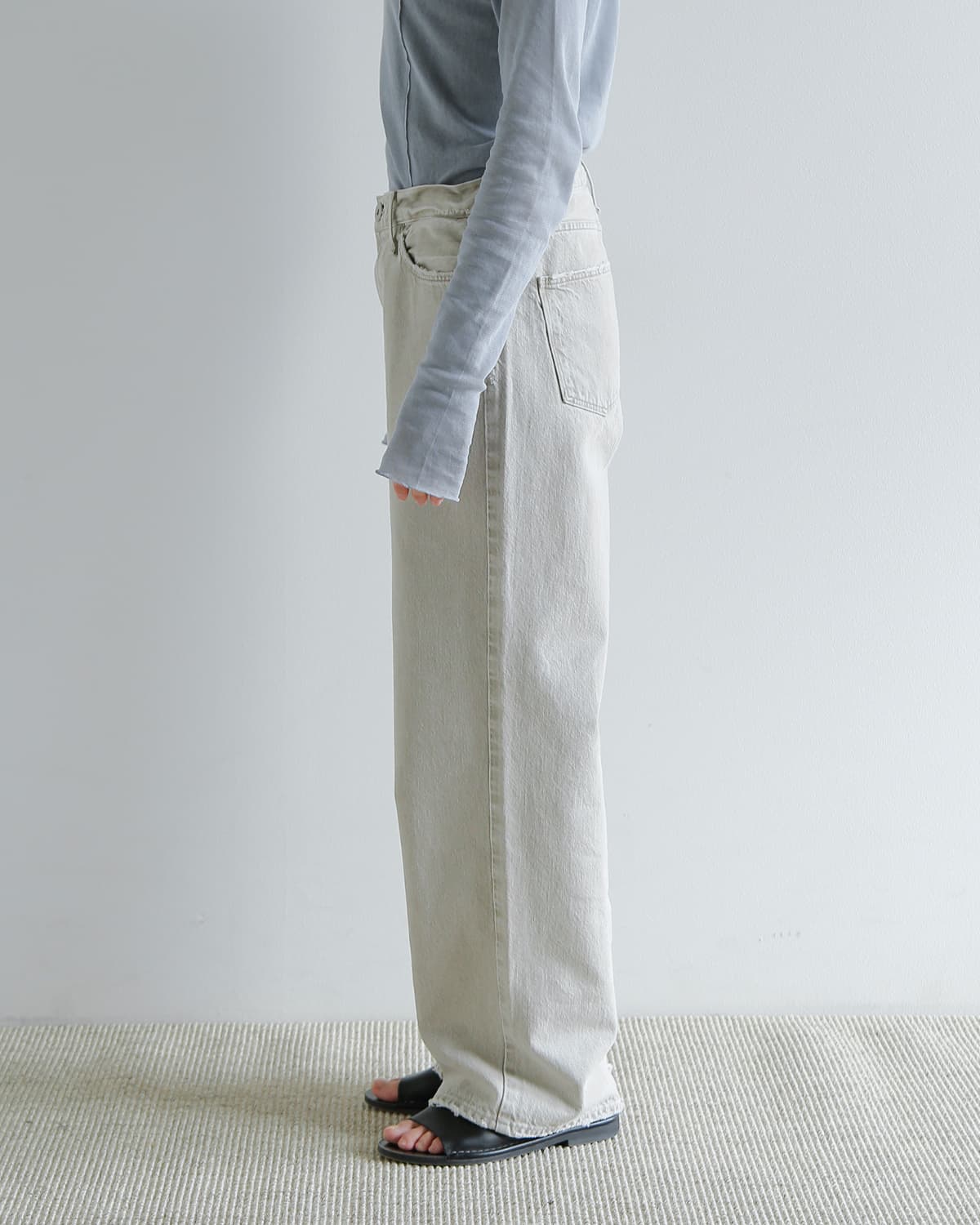 upper hights(アッパーハイツ)ミドルライズワイドストレートデニムパンツ  “THE NIECE MID-RISE” niece-midrise