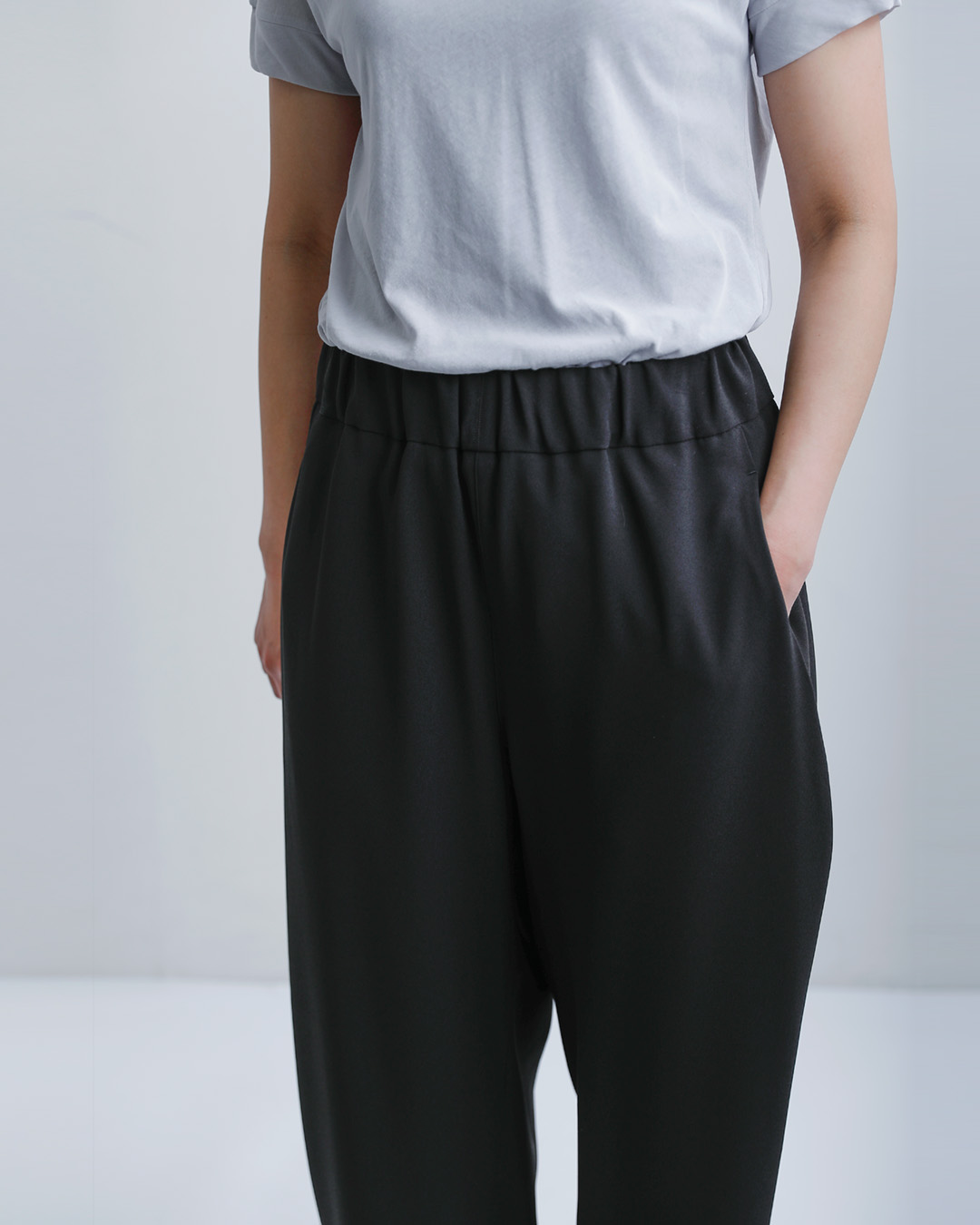 NO CONTROL AIR(ノーコントロールエアー)ライトクレープダブルクロス ワイドテーパード モモヤマパンツ nk-nc9843pf