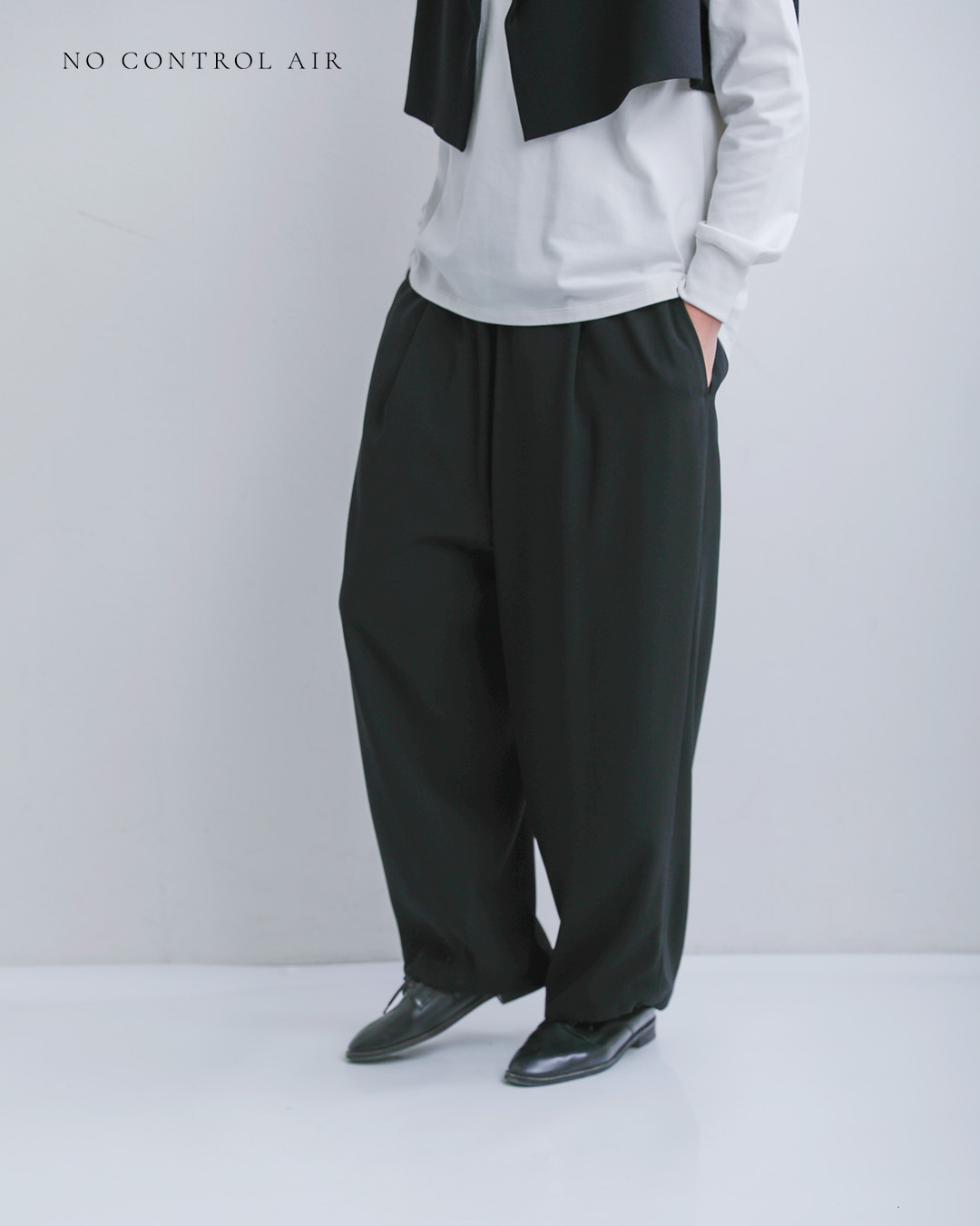 NO CONTROL AIR(ノーコントロールエアー)ライトクレープダブルクロス イージーパンツ nk-nc9844pf