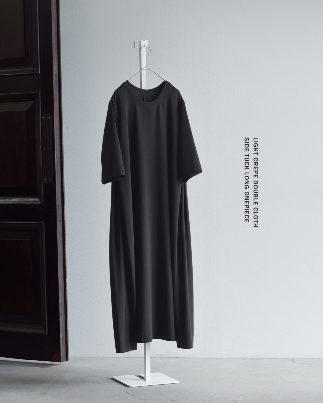 NO CONTROL AIR(ノーコントロールエアー)ライトクレープダブルクロス サイドタック ロングワンピース nk-nc9851op