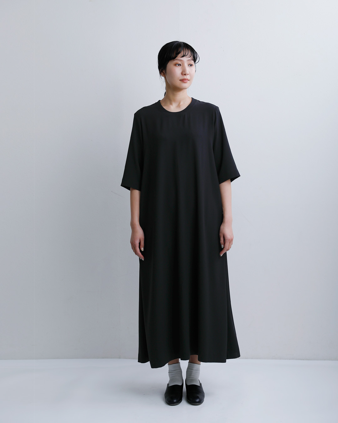 NO CONTROL AIR(ノーコントロールエアー)ライトクレープダブルクロス サイドタック ロングワンピース nk-nc9851op