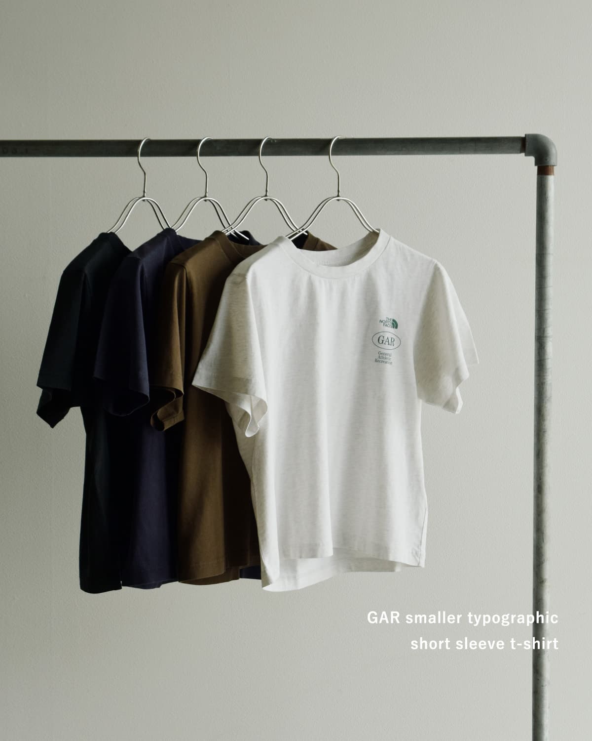 THE NORTH FACEGAR スモーラー タイポグラフィック ショートスリーブ Tシャツ GAR Smaller Typographic S/S Tee nt32667