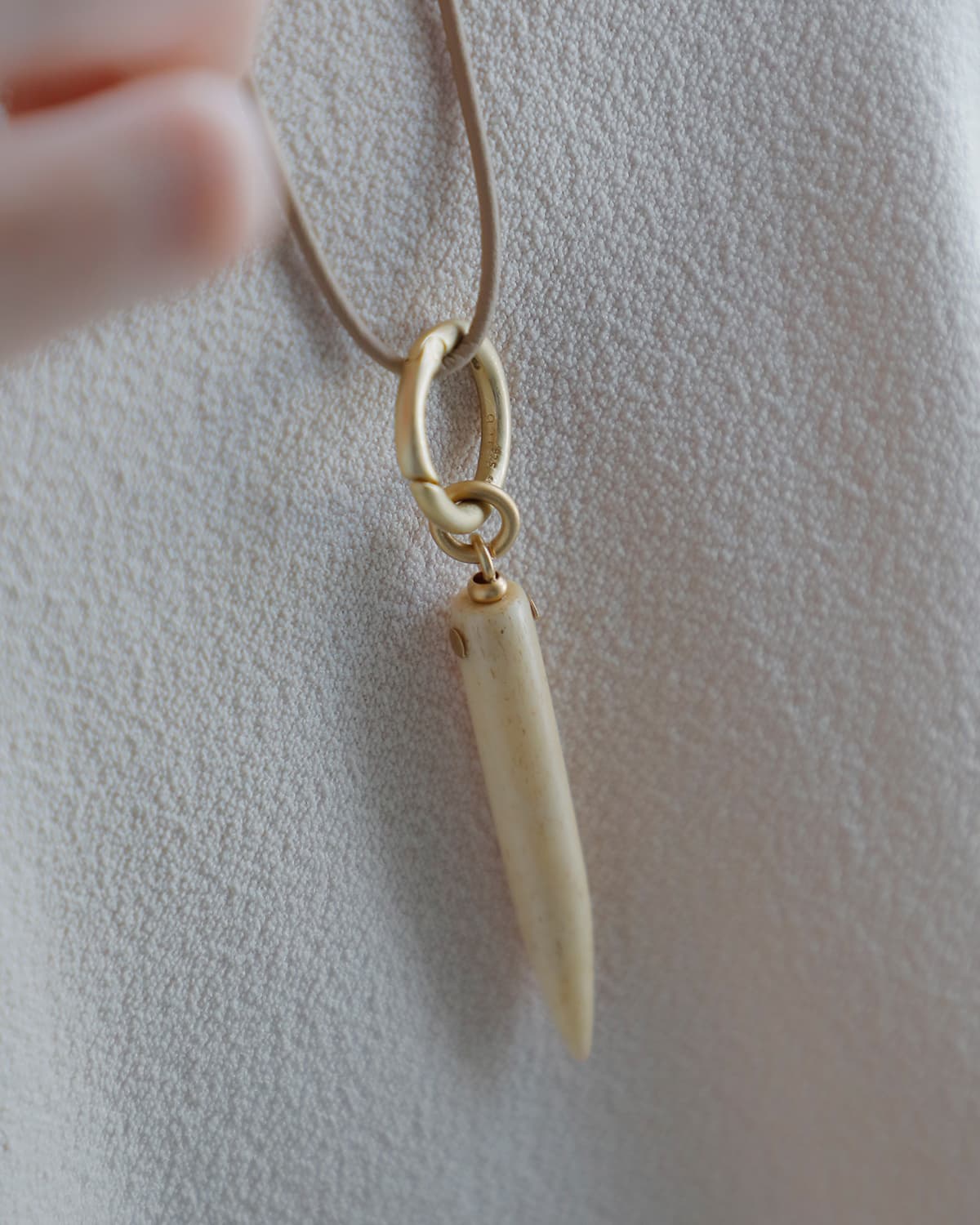 OCUCCI jewelry(オクチジュエリー)カラビナホーンゴールドマルチチャーム ojnl2612
