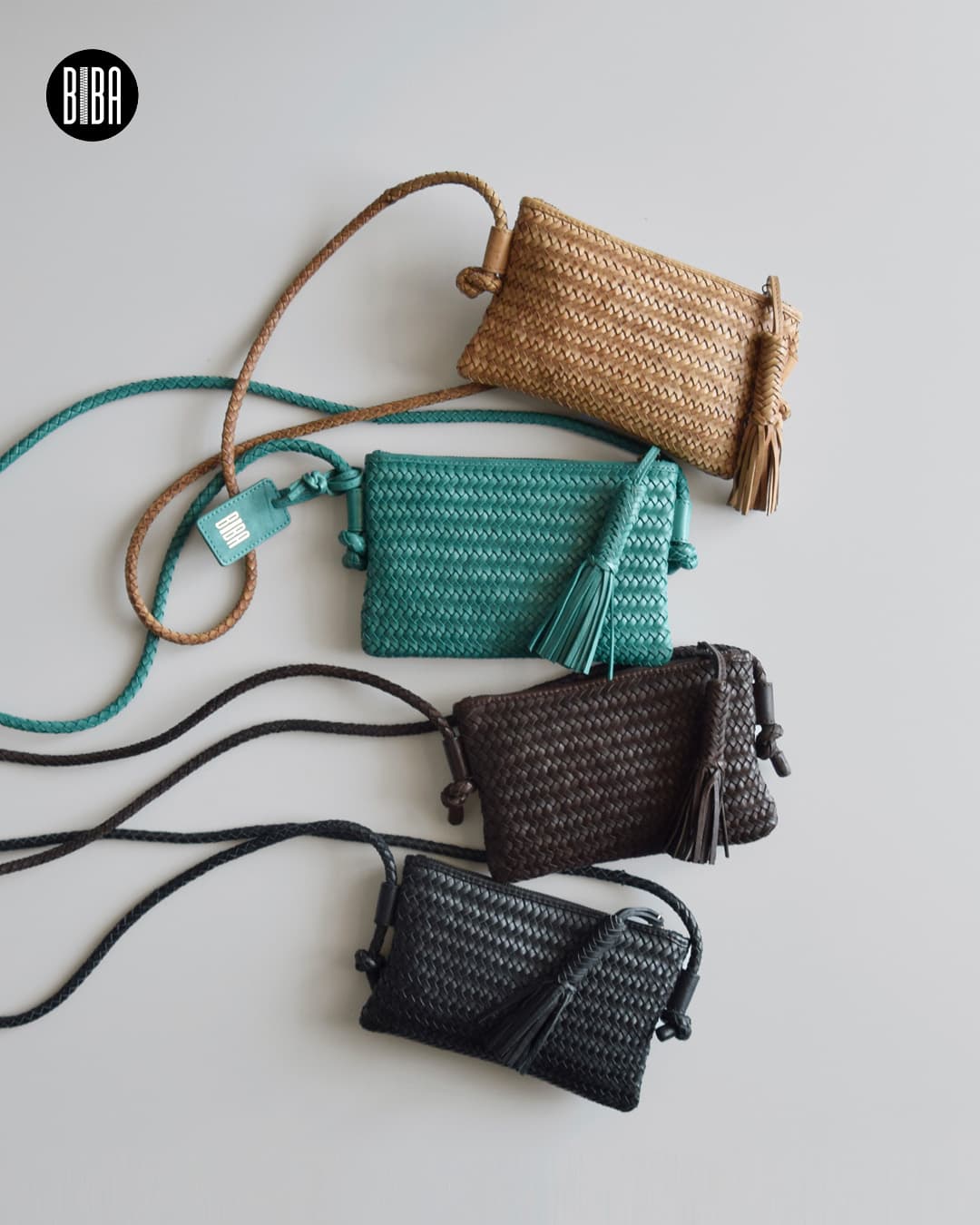 BIBA(ビバ)ウォッシュド カウレザー ハンドブレイド ミニクロスバッグ “PERKINS” per15l