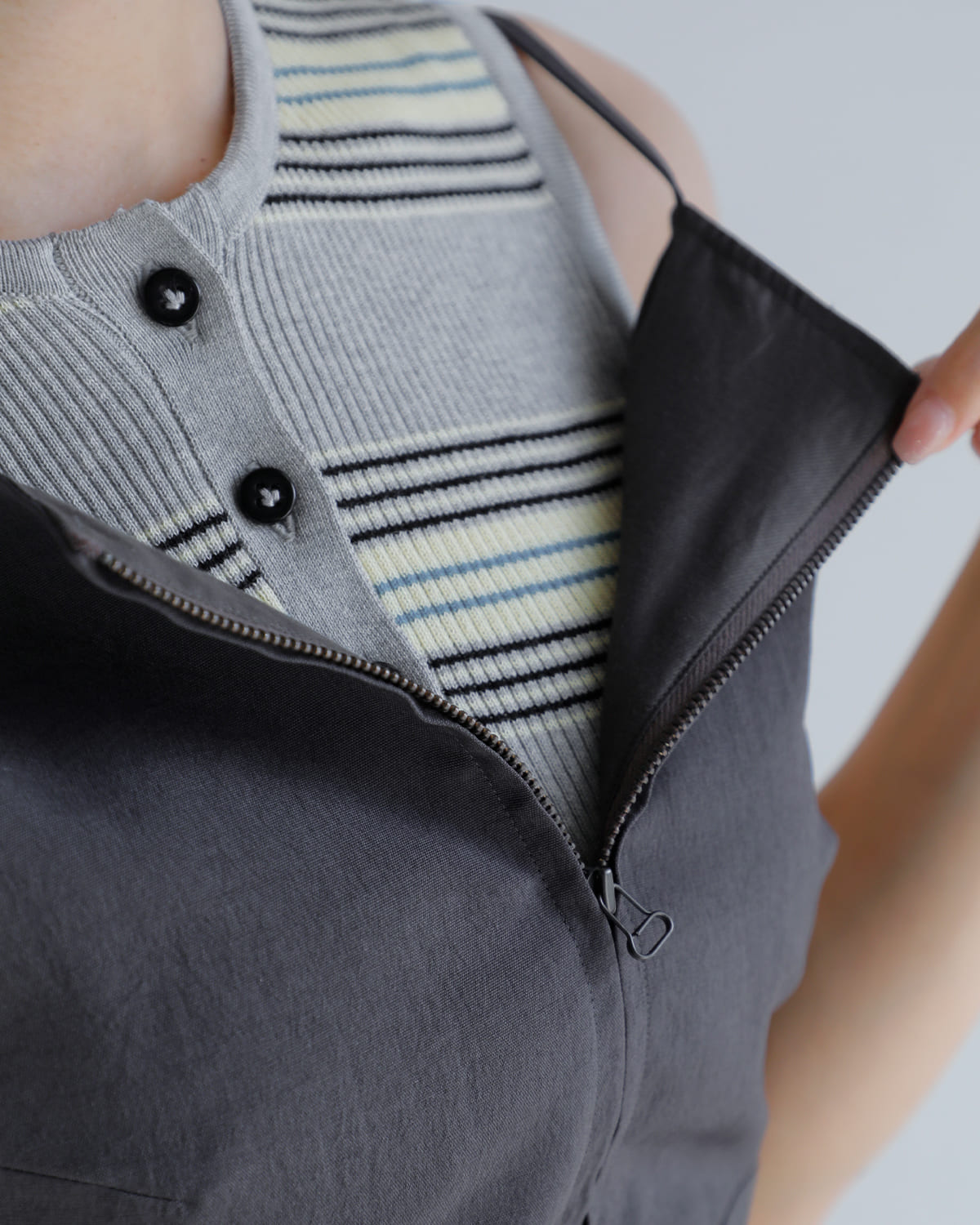 AKANE UTSUNOMIYA(アカネウツノミヤ)撥水バックレースアップミリタリーベースオールインワン sap-fp23-2004