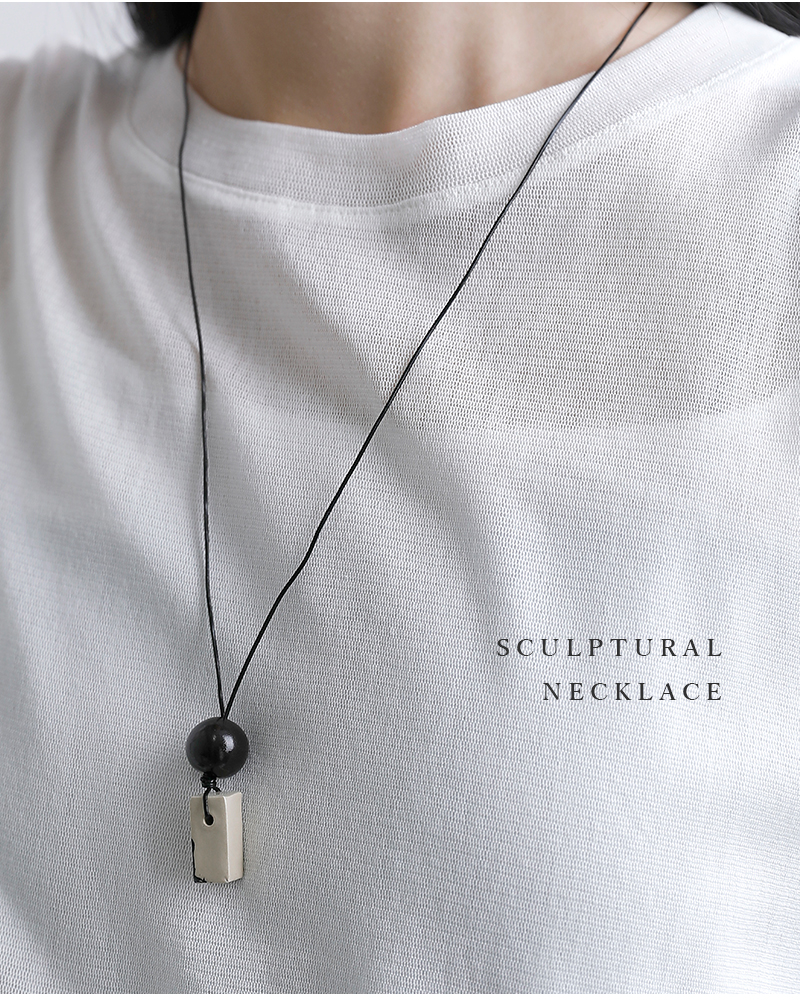 MANY RHIZOMES(メニーライザームス)レザーコード クレイビーズ ネックレス “SCULPTURAL NECKLACE” sculptural-ncl