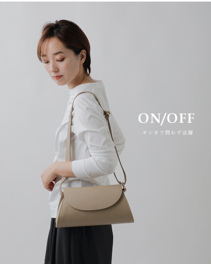 AULENTTI(オウレンティ)スクエアショルダーバッグst-ss23-y02-do