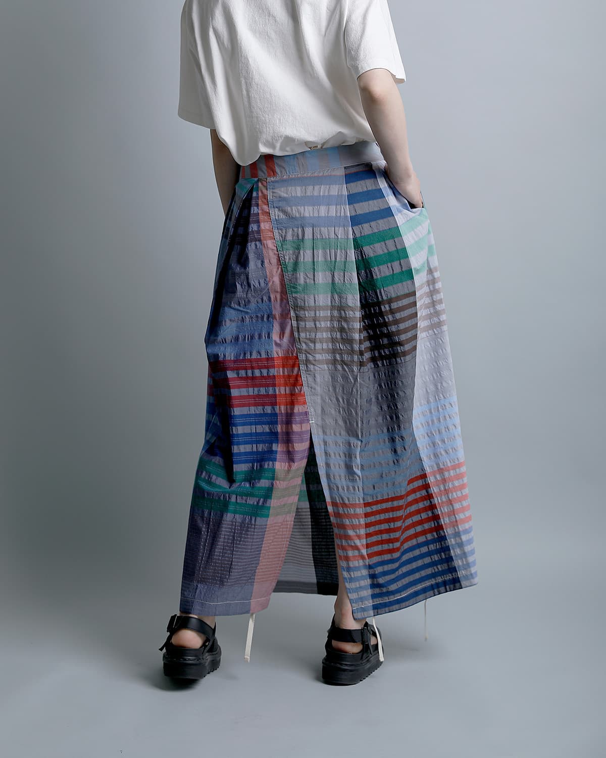 ENGINEERED GARMENTSコットン ビッグプレイドチェック タックスカート “Tuck Skirt” sw552