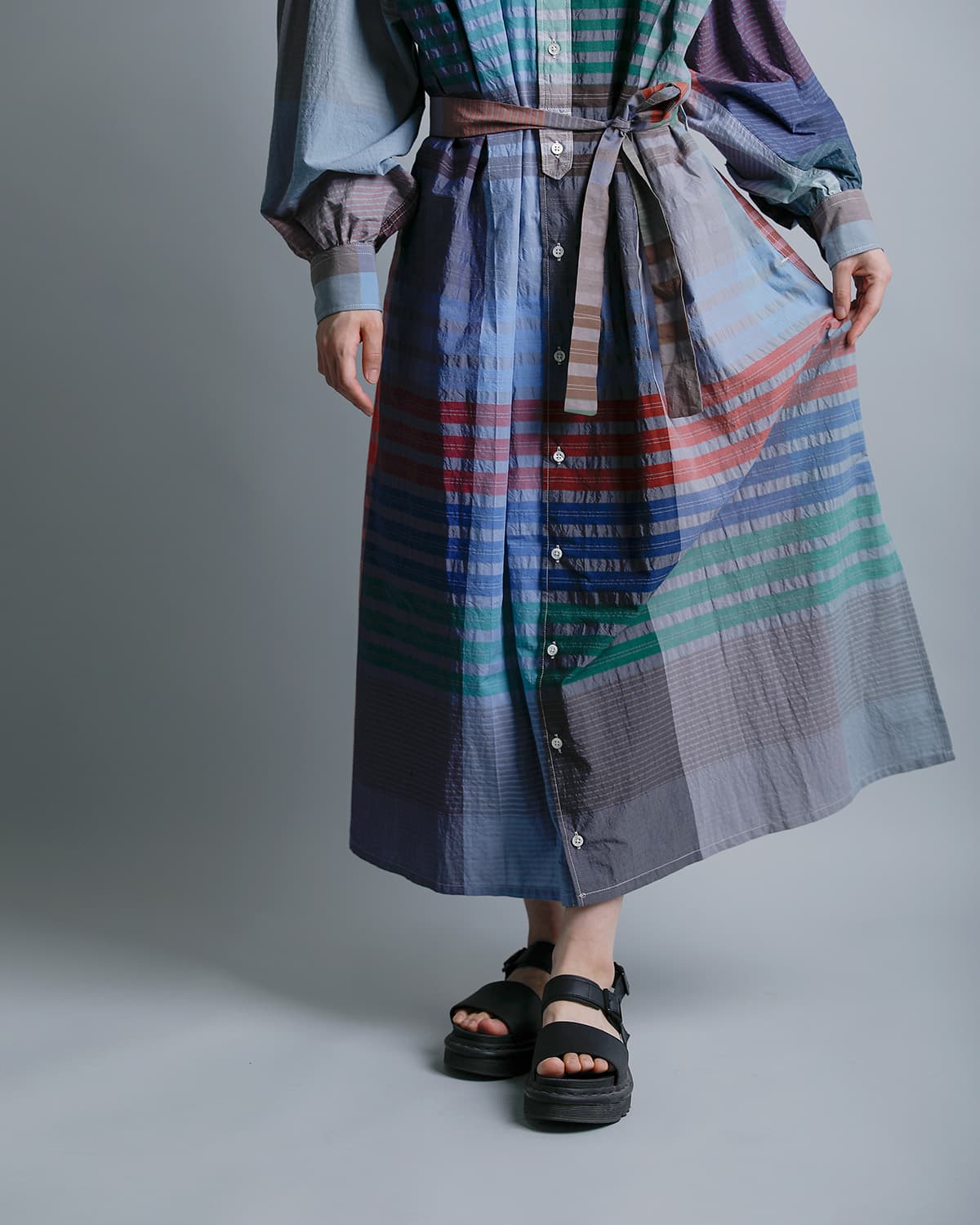 ENGINEERED GARMENTSコットン ビッグプレイドチェック バンドカラー ペインタードレス “Banded Painter Dress” sw564