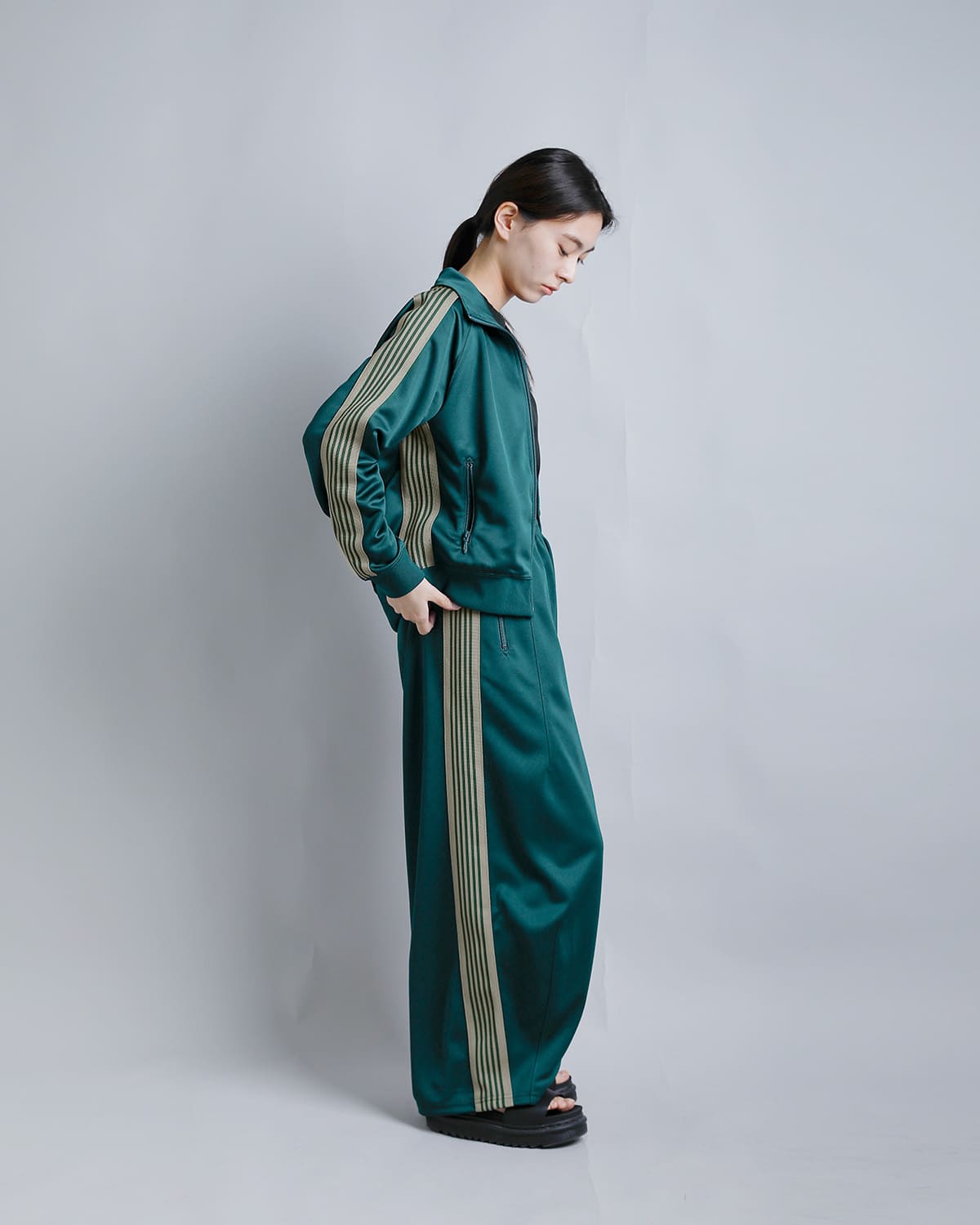 Needlesポリスムース トラックパンツ “Track Pant” sx410