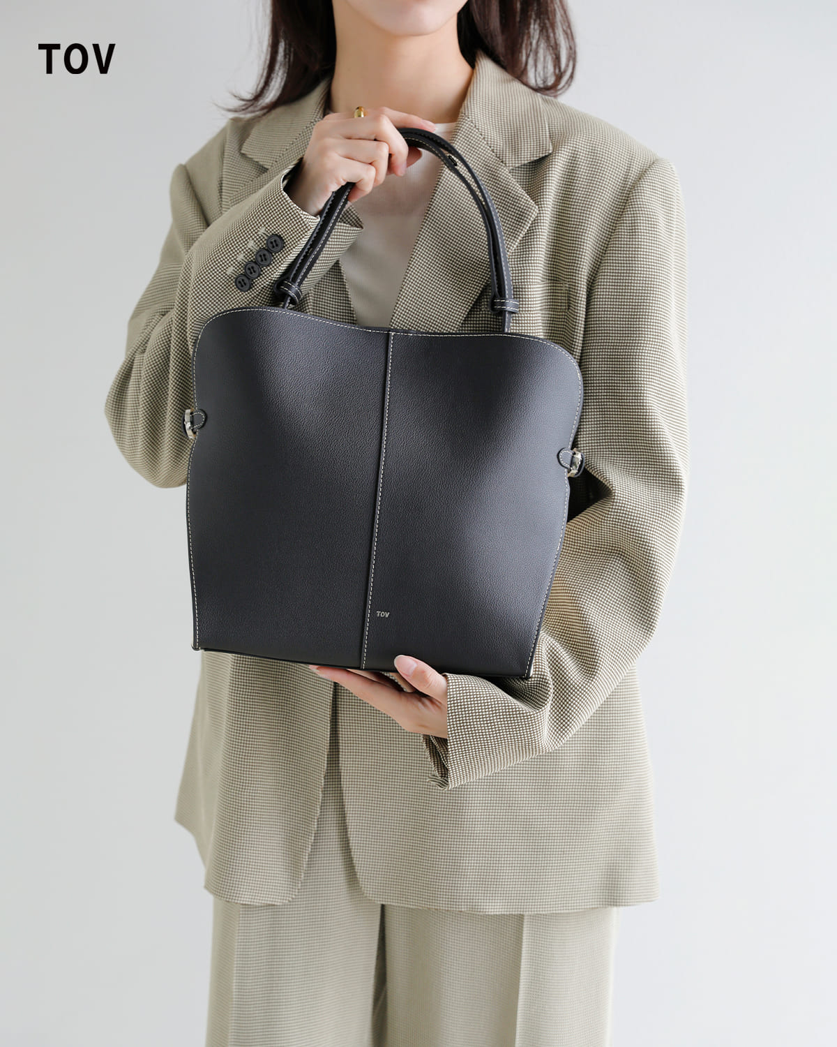 TOV(トーヴ)リアン カウレザー シュリンク ファブリック コンビ ワンハンドルバッグ RIEN FABRIC COMBINATION St26s07b593