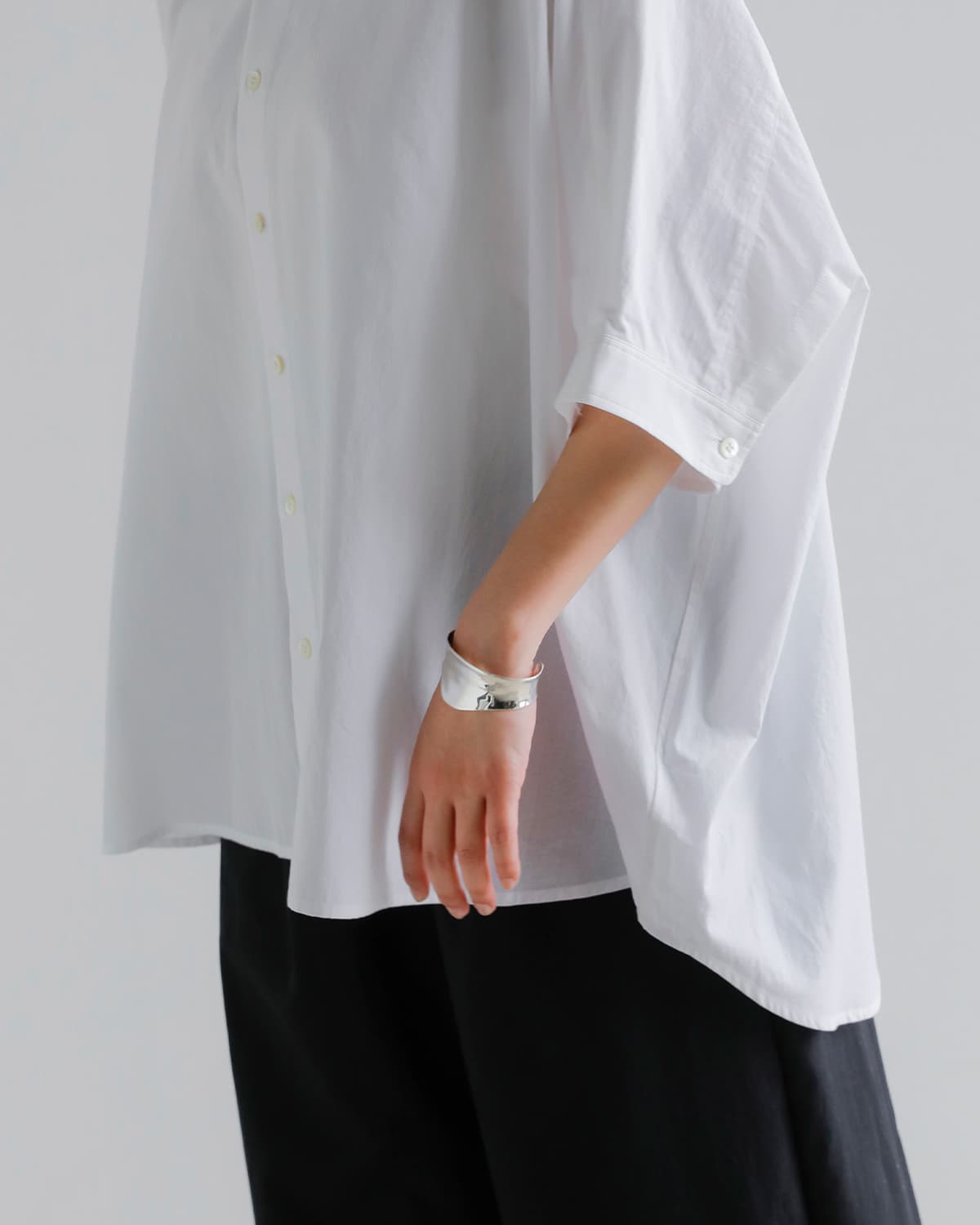 upper hights(アッパーハイツ)コットンハーフスリーブシャツ “THE BREEZE” the-breeze