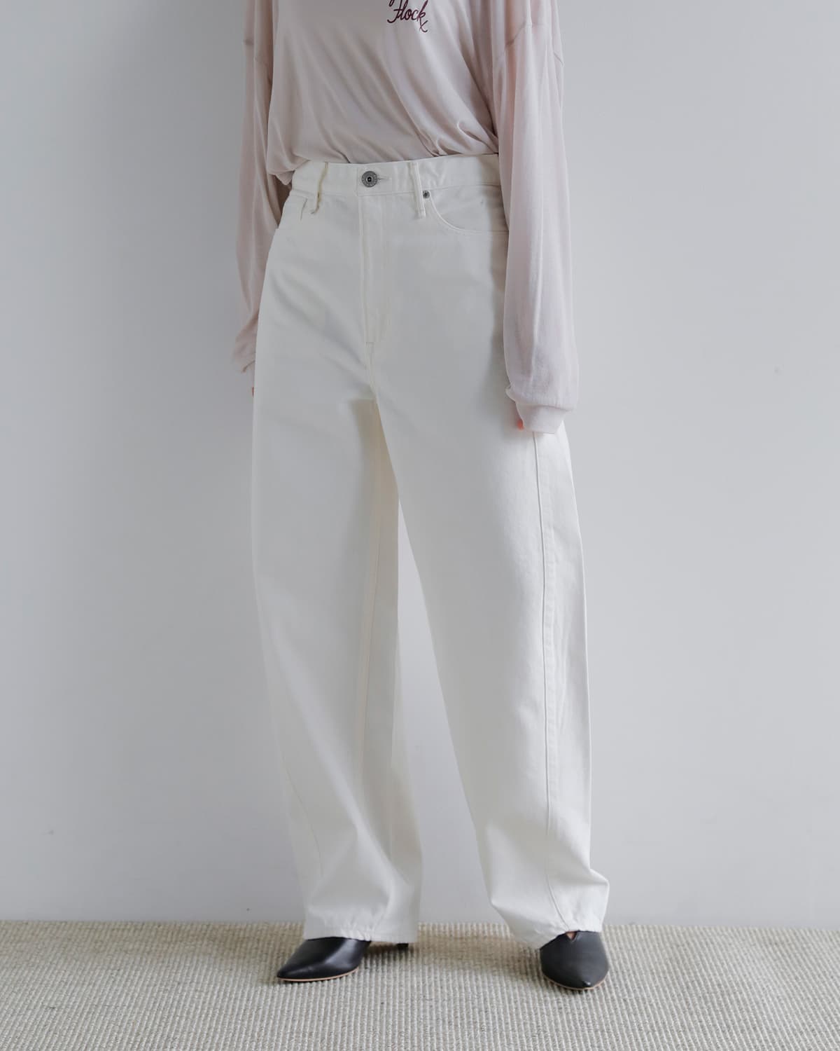 upper hights(アッパーハイツ)ワイドテーパードデニムパンツ “THE ROMY” the-romy