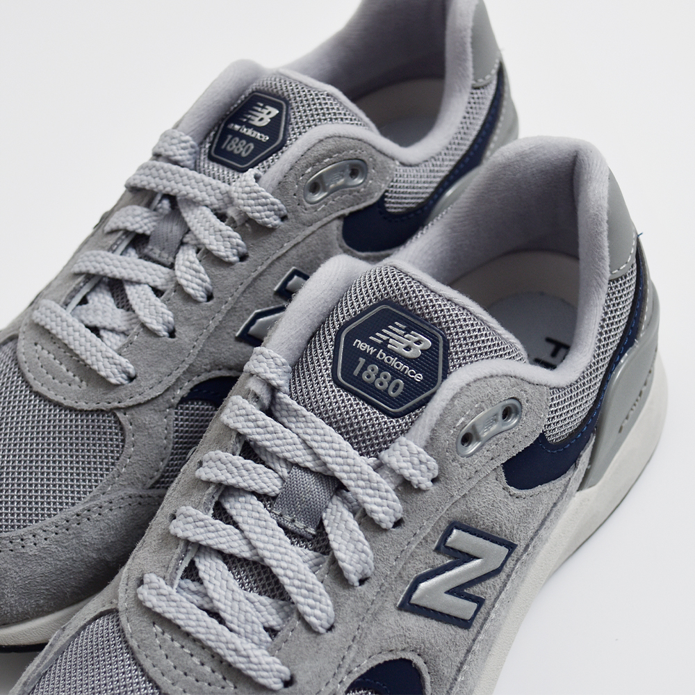new balance(ニューバランス)スエードメッシュアッパースニーカーu188w
