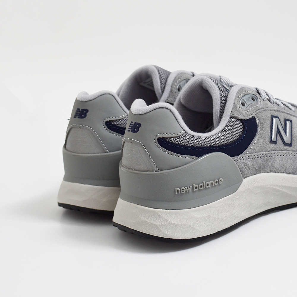 new balance(ニューバランス)スエードメッシュアッパースニーカーu188w