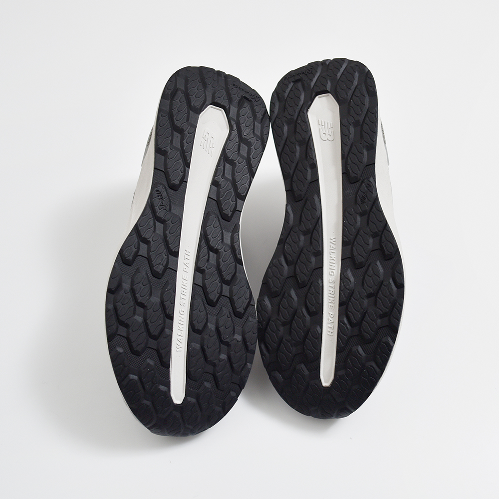 new balance(ニューバランス)スエードメッシュアッパースニーカーu188w