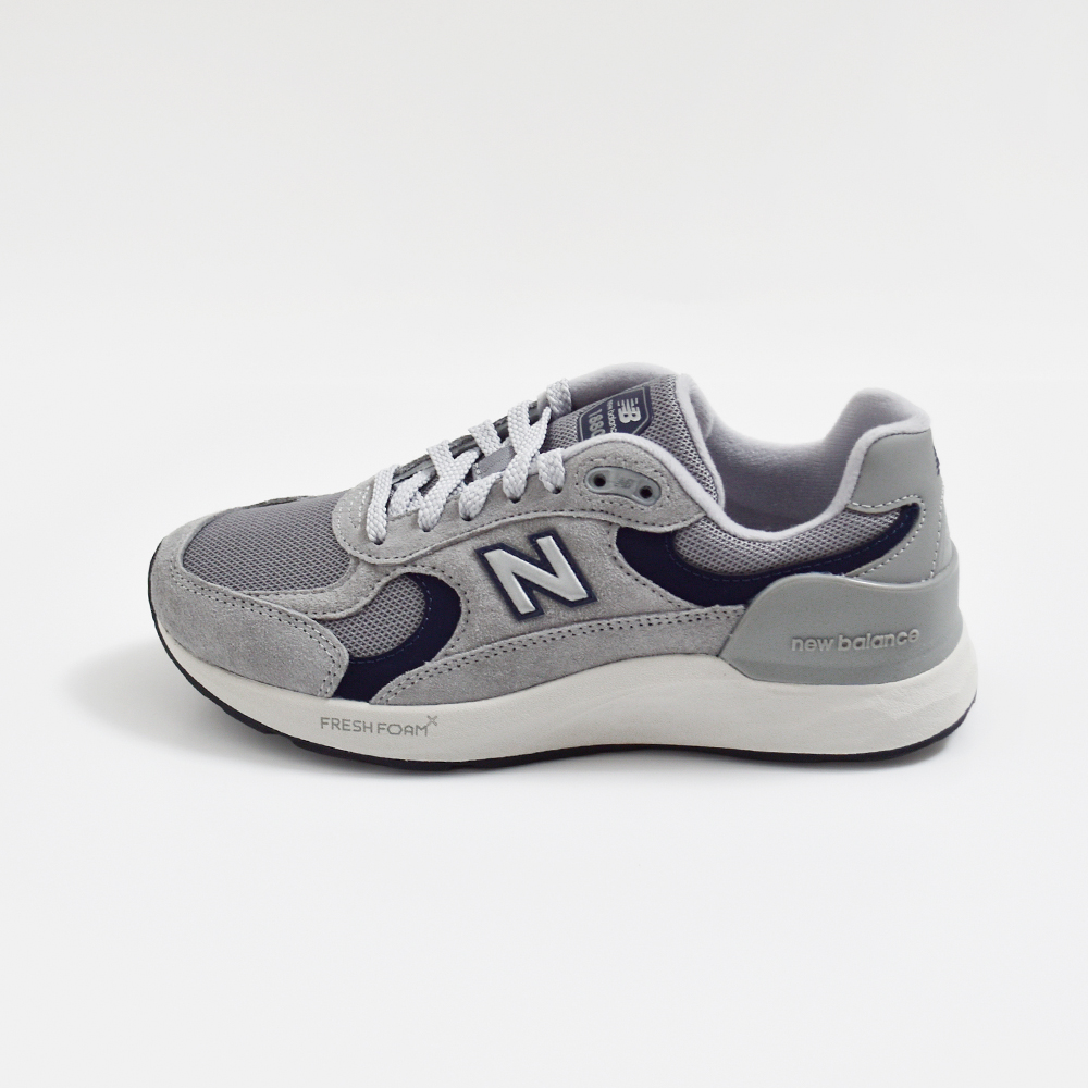new balance(ニューバランス)スエードメッシュアッパースニーカーu188w