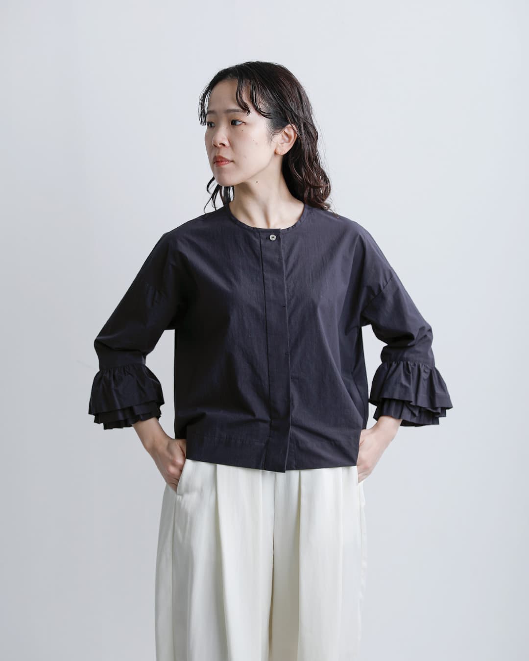 U PHORICA近江晒コットン ティアードフリル ブラウス u24-12888-61