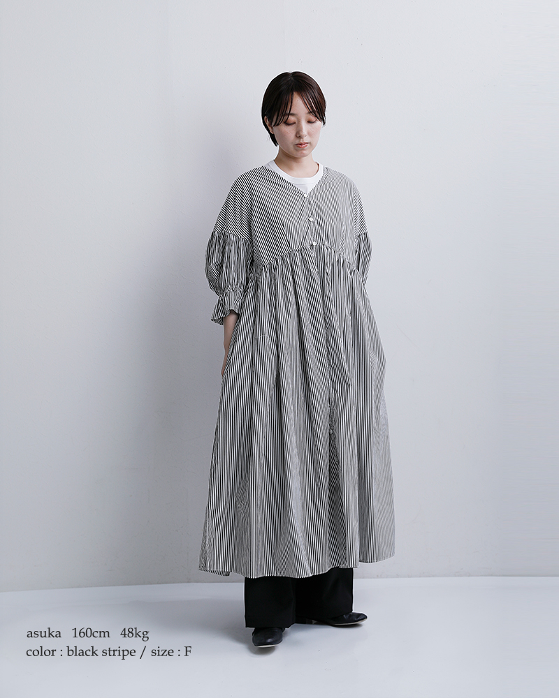 universal tissu(ユニヴァーサルティシュ)コットンストライプギャザースリーブワンピースut261op011