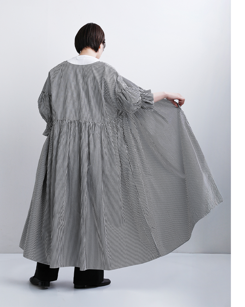 universal tissu(ユニヴァーサルティシュ)コットンストライプギャザースリーブワンピースut261op011