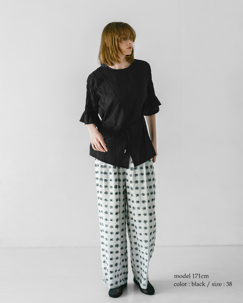 whyto(ホワイト)袖シャーリングスリットレイヤードブラウス“slitlayeredblouse”wht26hbl4086